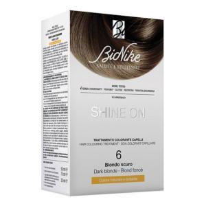 Trattamento colorante per capelli shine on con proteine e fitosteroli, alta tollerabilità e copertura dei capelli bianchi, vari colori disponibili