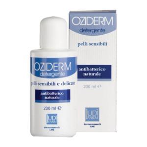 Detergente fluido antibatterico naturale  per igienizzare pelle e capillizio in lesioni dermatologiche e post operatorio - flacone da 200 ml